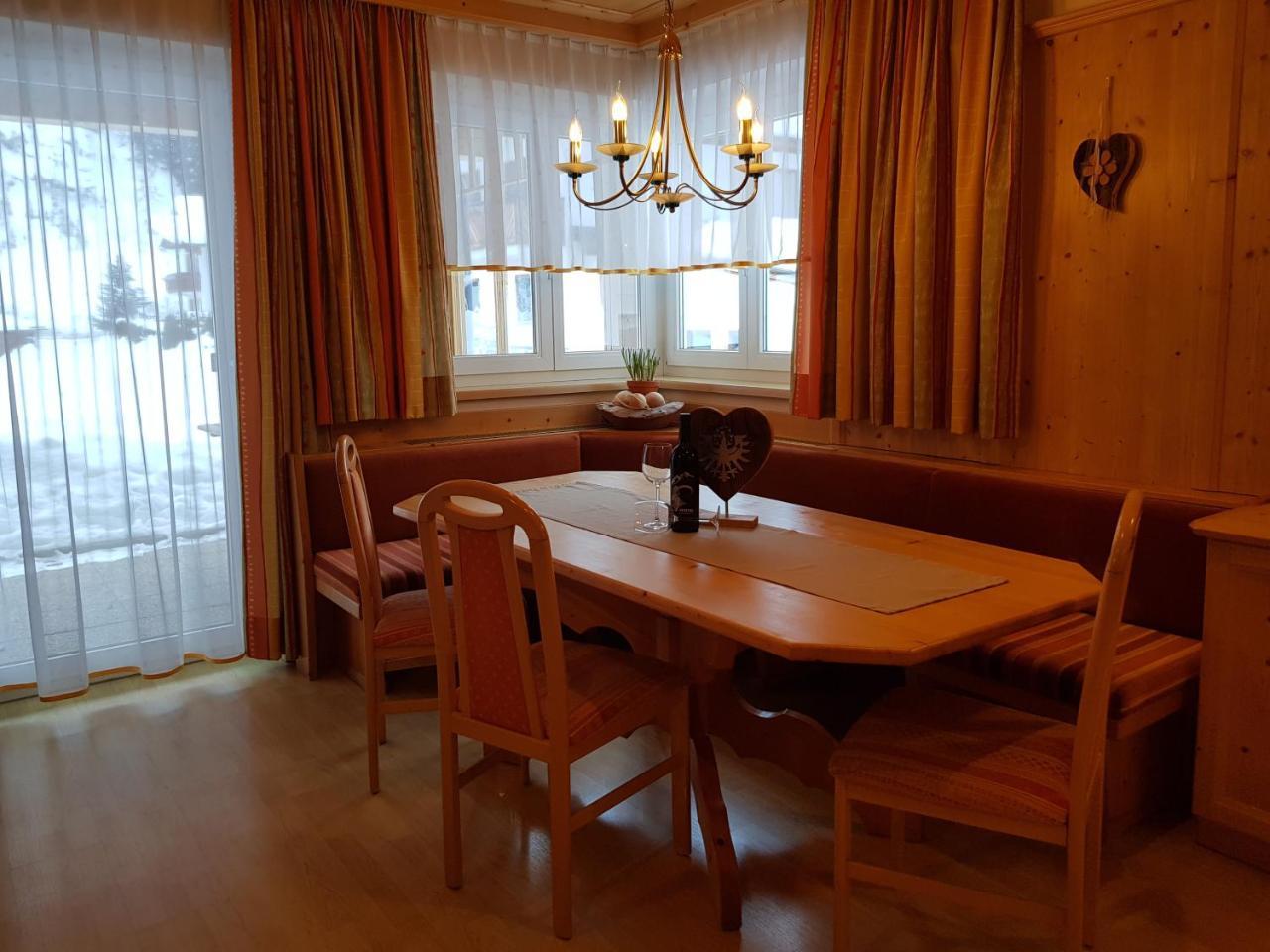 Alpina Appartement Sankt Leonhard im Pitztal Exterior foto